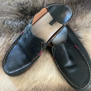 OluKai Black Leather Slip Ons Women’s Size 8